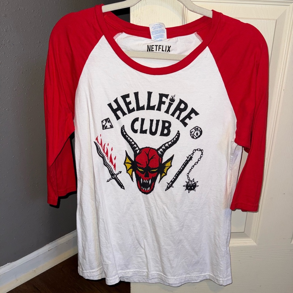 Netflix Hellfire club T shirt
